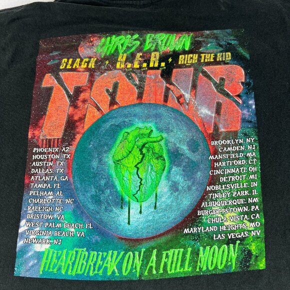 2018 Chris Brown Heartbreak On A Full Moon Tour Shirt Medium Black Thrashed Tee - Picture 10 of 14